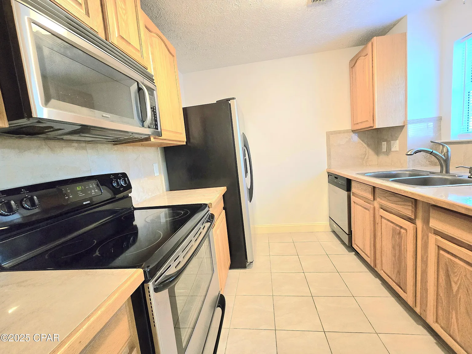 2 bed, 2.5 bath, 1238 sqft, $1,725 — Photo 4