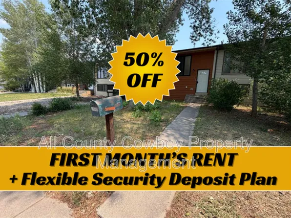 1463 N 17th St, Laramie, WY 82072