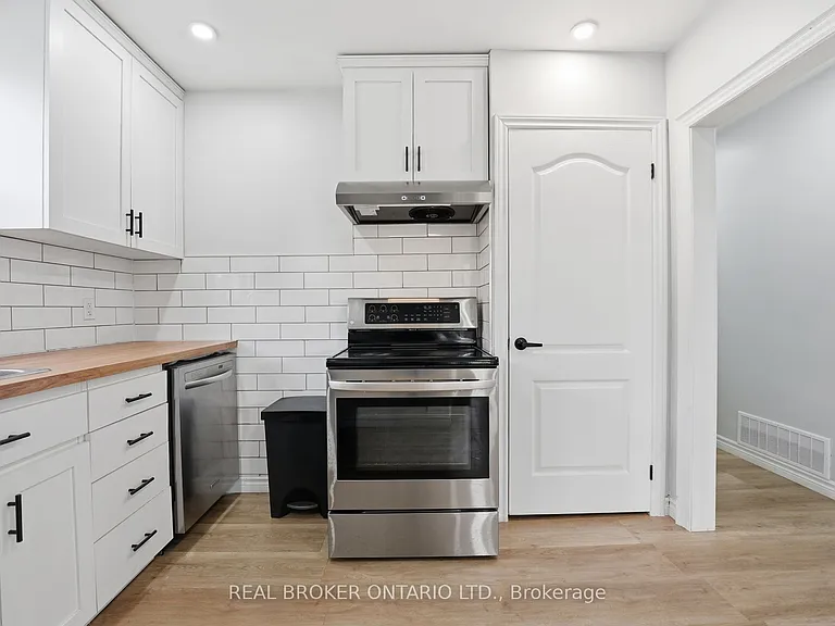 177 E 31st St #MAIN — Photo 13