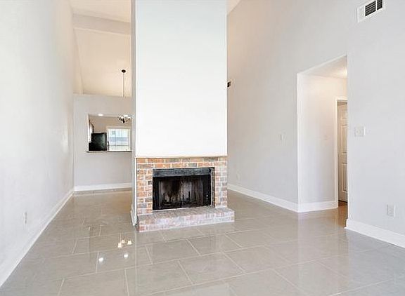 5th image of 2113 Snowbird Dr