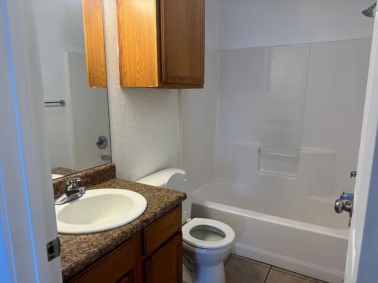 2108 N Edwards Ave #9 — Photo 6