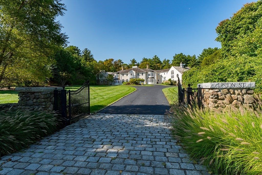 1355 Union St, Marshfield, MA 02050 Zillow