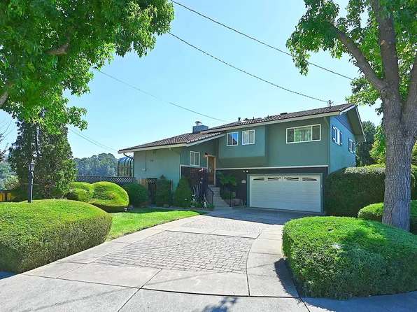 5295 Winifred Dr, Castro Valley, CA 94546