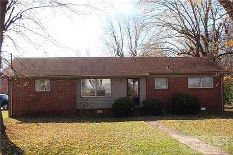 4th image of 216 Chestnut Dr
