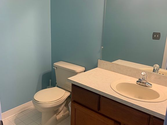 2nd image of 35005 Newport Ct