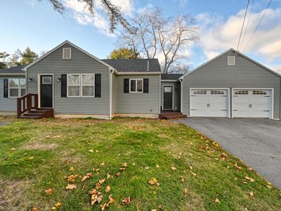 1374 State Street, Veazie, ME, 04401