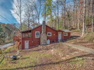 277 Terrace Dr, Chimney Rock, NC 28720