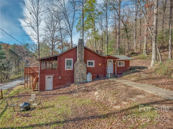 277 Terrace Dr, Chimney Rock, NC 28720