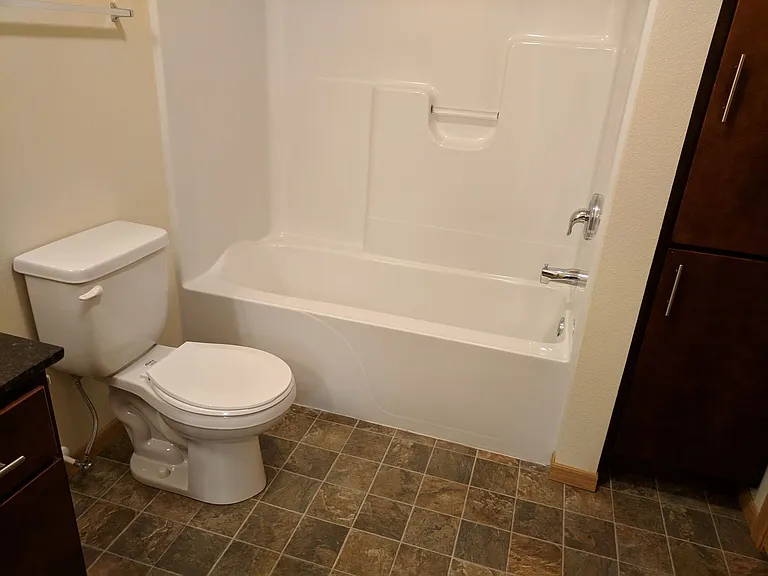 West Lake III Apartments — Photo 83