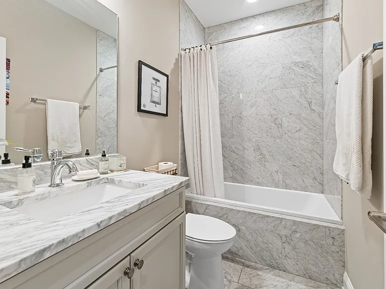 1513 W Diversey Pkwy #1517-3W — Photo 13