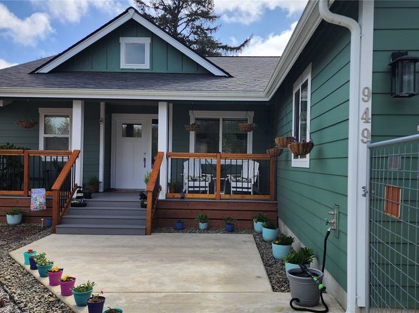 949 Falls of Clyde Lp SE, Ocean Shores, WA 98569