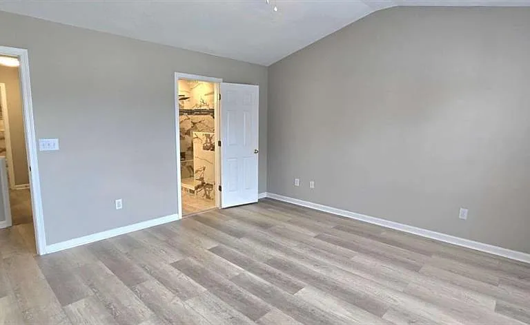 3611 Gainesway Trce — Photo 43