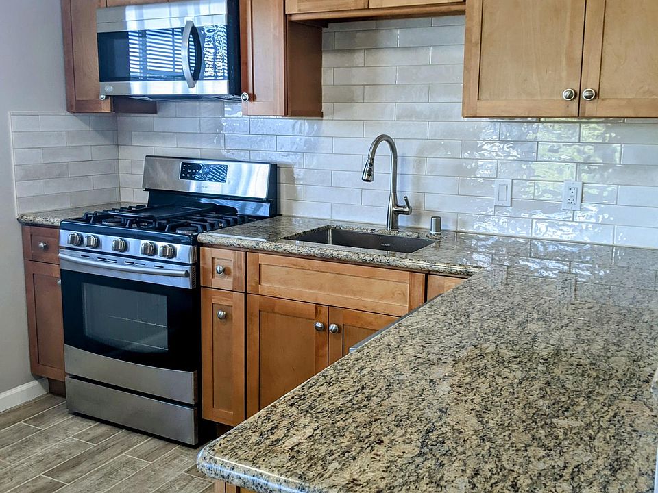 1st image of 2870 Joseph Ave #3