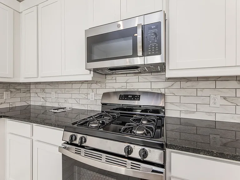 4802 Seabourne Landing Dr — Photo 14
