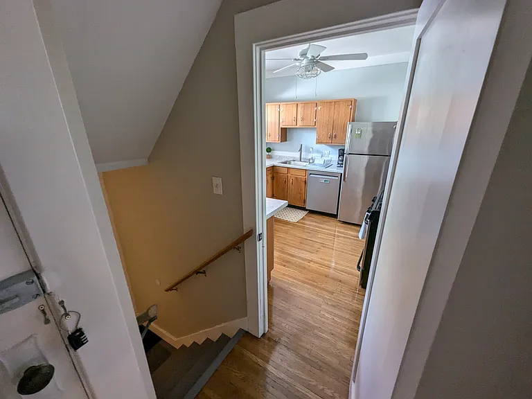 1800 Storrs Ave — Photo 14