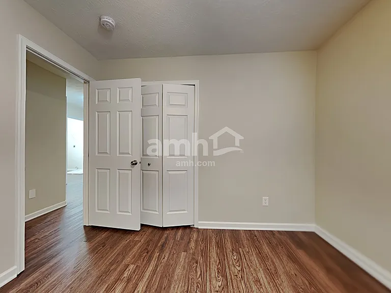 4228 Pekin Ct — Photo 10