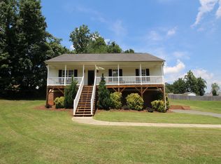 6778 Rangecrest Rd, Belews Creek, NC 27009