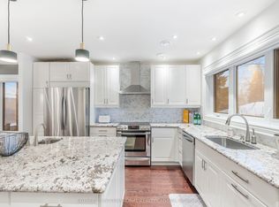 38 Guthrie Ave, Toronto, ON M8Y 3L1