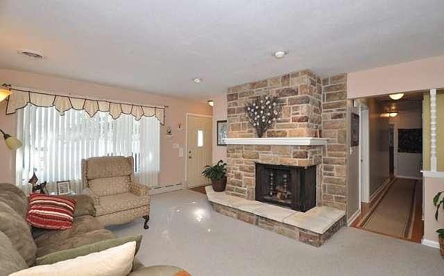 1st image of 3632 W Edgerton Ave