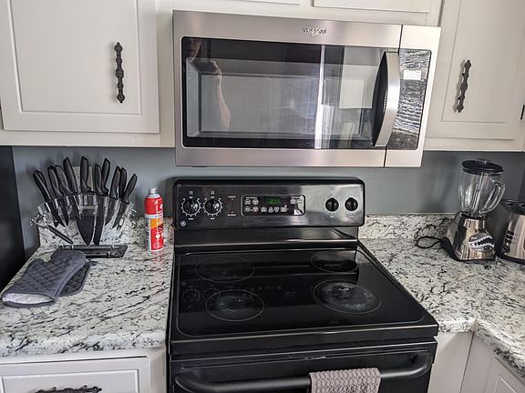 3rd image of 9003 Mahogany Row SE #B
