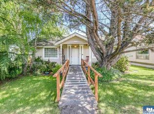 525 E 9th St, Port Angeles, WA 98362