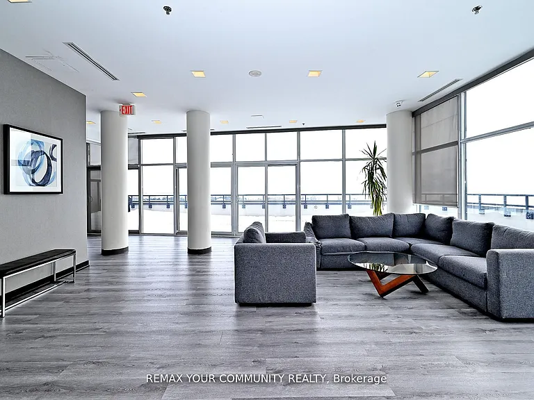 11 Superior Ave #907 — Photo 23