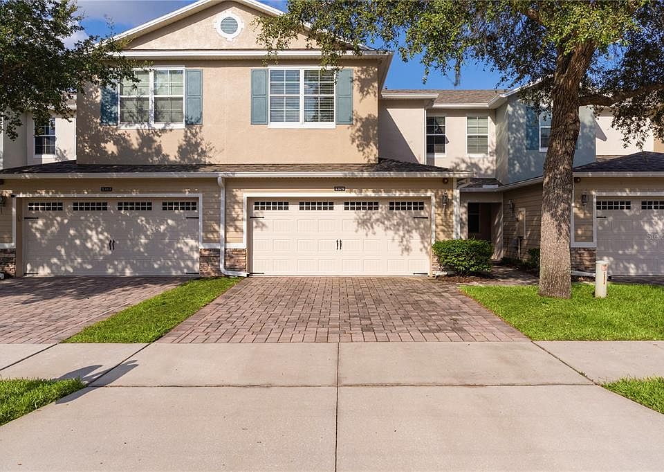 1st image of 1379 Priory Cir