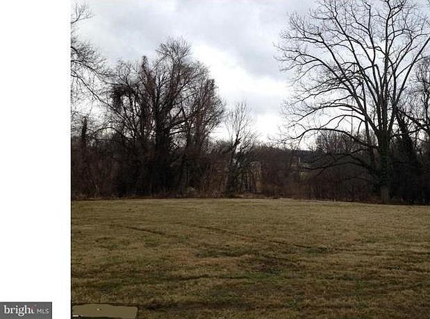 2nd image of 10739 Liberty Rd