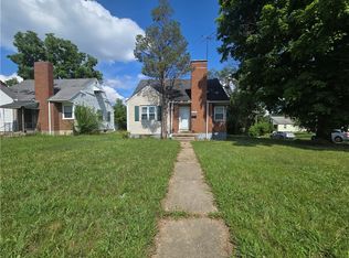 734 Elmhurst Rd, Dayton, OH 45417