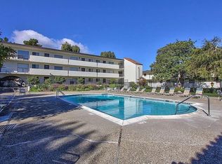 500 Glenwood Cir APT 522, Monterey, CA 93940
