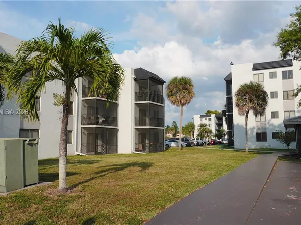 3710 N Pine Island Rd #320, Fort Lauderdale, FL 33351