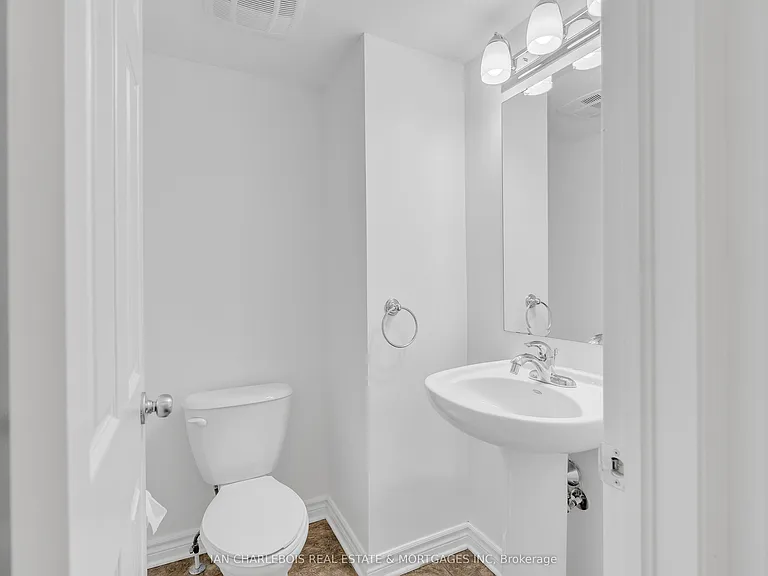 2382 Esprit Dr #10 — Photo 11