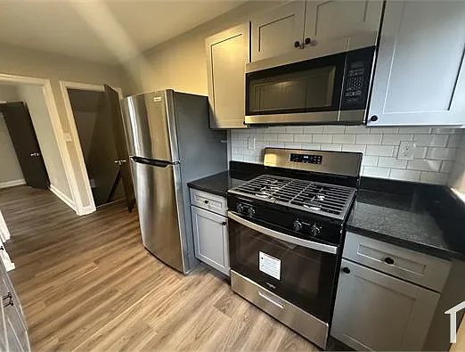 201 Burke Ave — Photo 2
