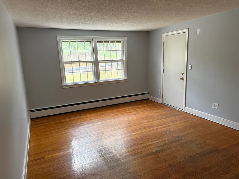 10 Carpenter Rd #2W — Photo 9