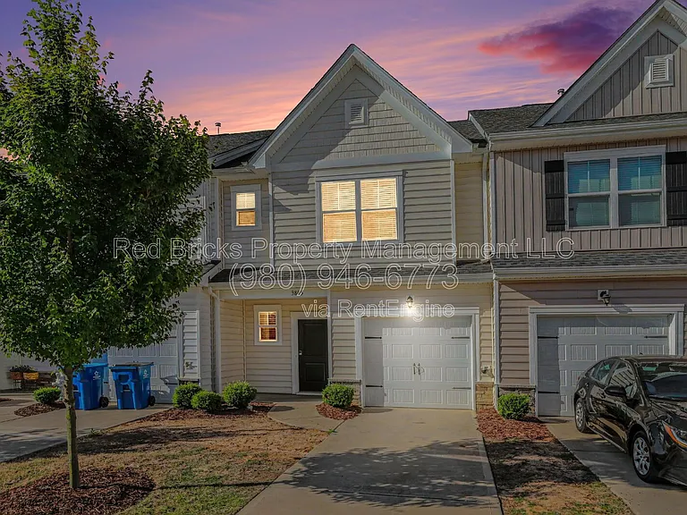 3805 Yorkshire Pl — Photo 2