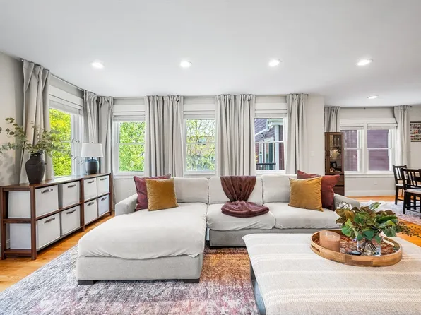 13 Cottage Ave Unit 2, Somerville, MA 02144