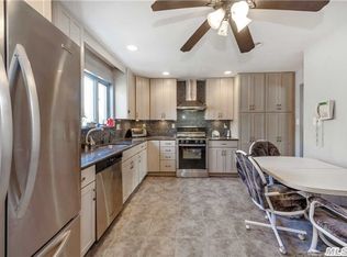 164 Blackheath Rd, Lido Beach, NY 11561