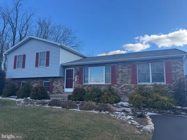 412 Mount Rock Rd, Newville, PA 17241
