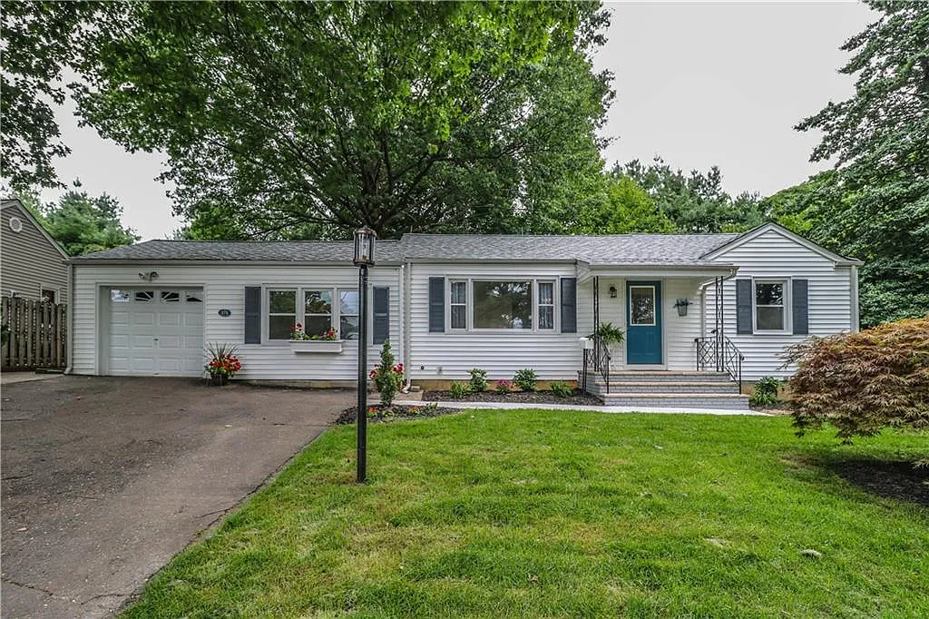 173 Garretson Cir photo 1