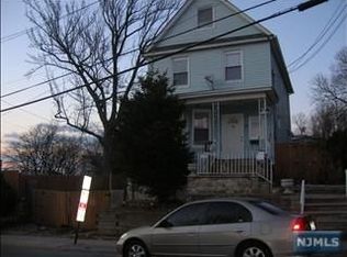 8 Park St, Ridgefield Park, NJ 07660