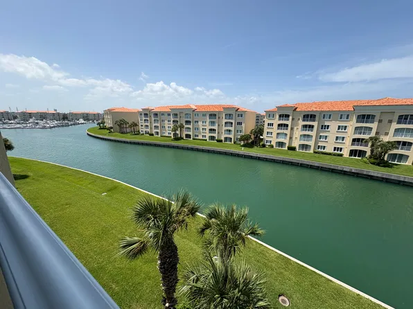 19 Harbour Isle Dr W #Penthouse 04, Fort Pierce, FL 34949