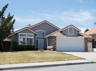 33551 View Crest Dr, Wildomar, CA 92595