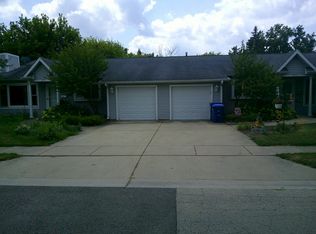 1433 Oakwood Ave, Dekalb, IL 60115