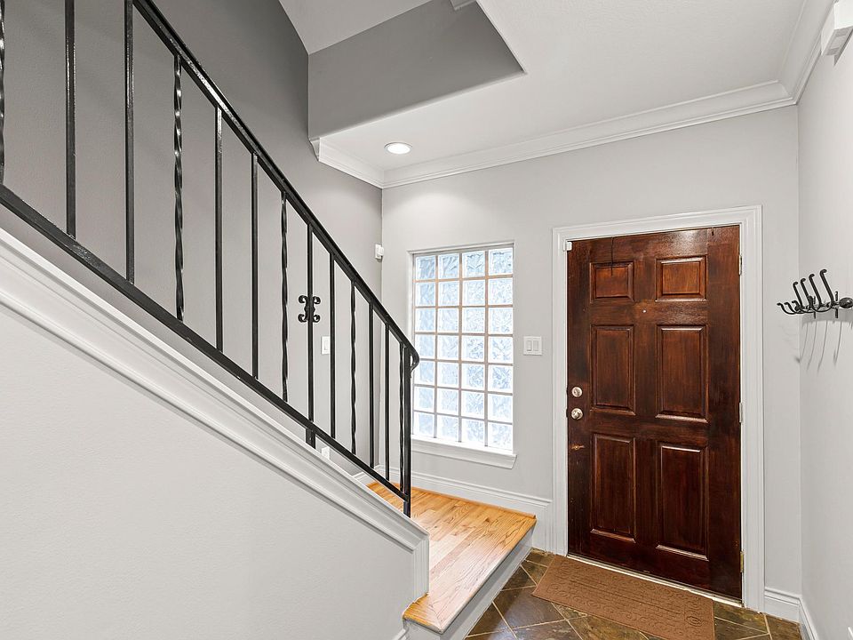 1st image of 1814 Rosalie St
