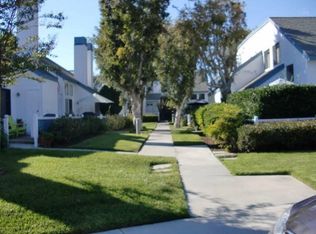 27 Greenmoor, Irvine, CA 92614