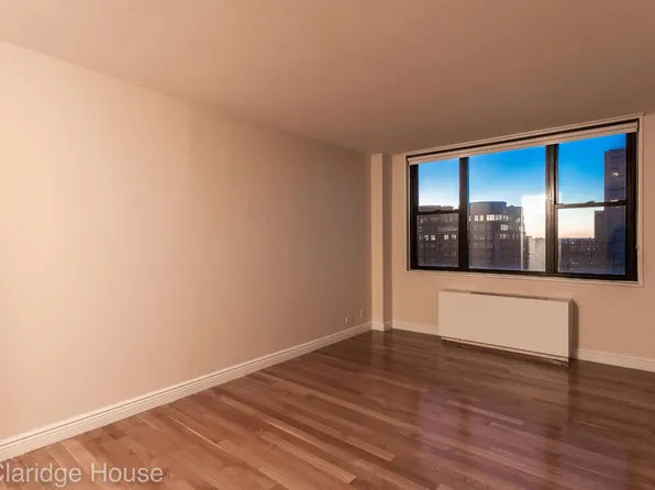 201 East 87th Street image 17 of 29