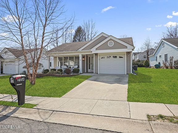 2nd image of 2254 Beltane Road