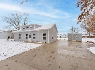 1002 Clausen Ave, Three Rivers, MI 49093