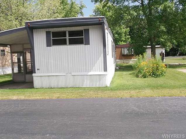 1st image of 66 Andrus Cir