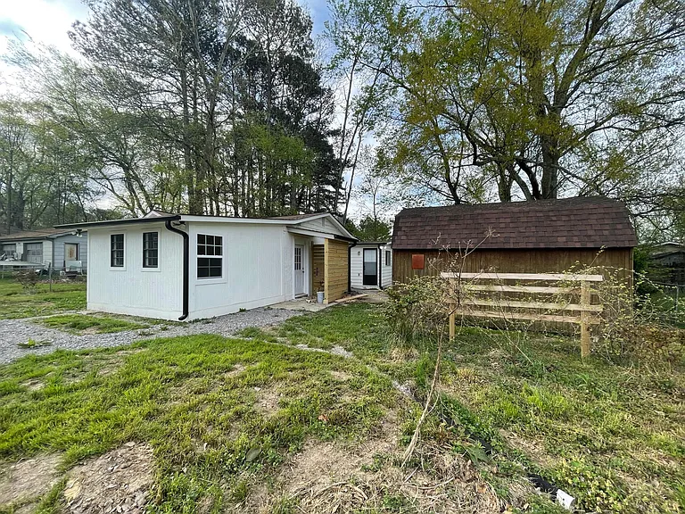 187 Karen Dr — Photo 5